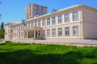 E.Məmmədov adına 21 nömrəli tam orta məktəb
